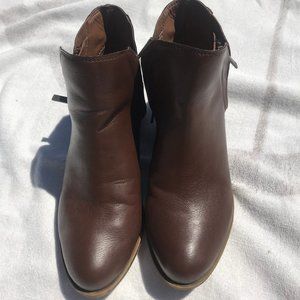 Lucky Brand Boots Brown Size 8